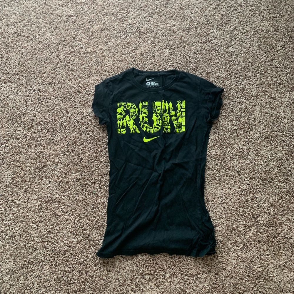Women’s Nike Shirt